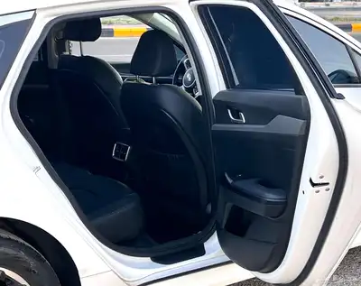عرض كيا k5 بنزين 2020 بسعر 61 الف 9