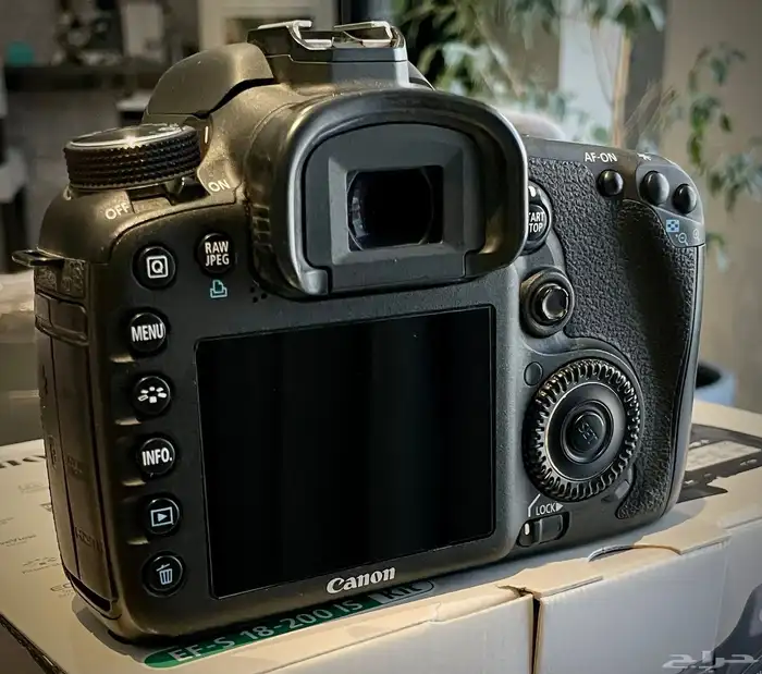 للبيع كاميرا canon 7d احترافية 3