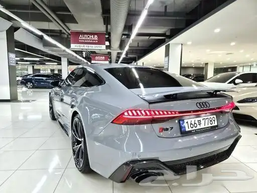 اودي RS7 2023 3