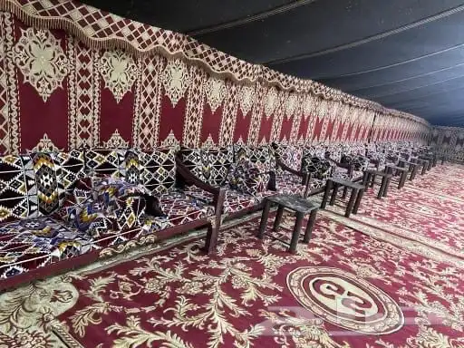 حفلات مناسبات تأجير كراسي طاولات كنب جلسات مداخل حفلة ضيافة 3