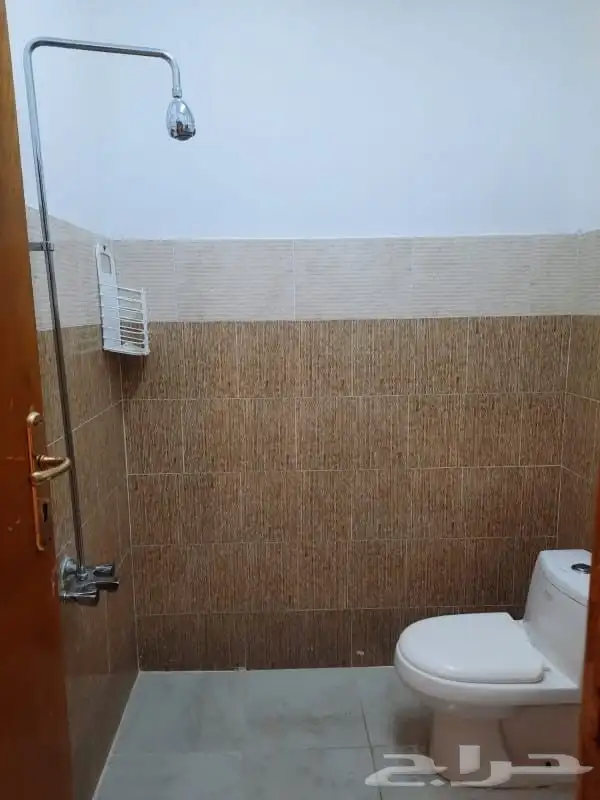 شقه مفروشه بحوش وجلسه خارجيه حي الخالديه ابها 7
