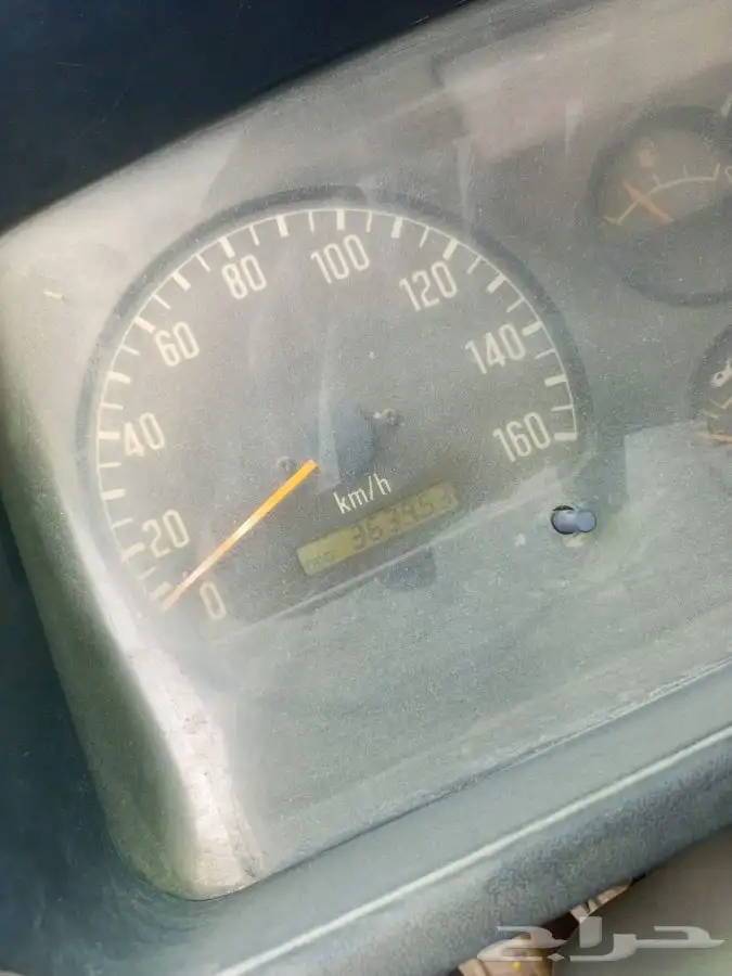 ايسوزو قلاب ثلاثه طن موديل  2005 6