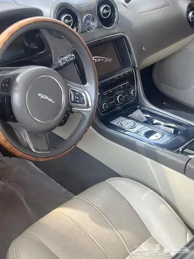 جاكور xj 2
