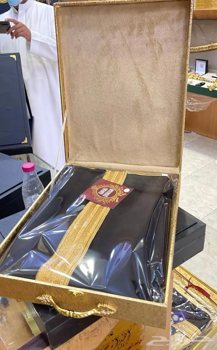 هدايا زواج ترقية تخرج جامعة تكريم بشت سيف 69