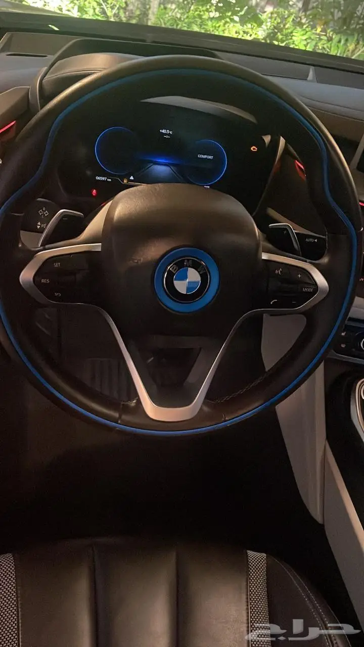 بي ام دبليو i8 11