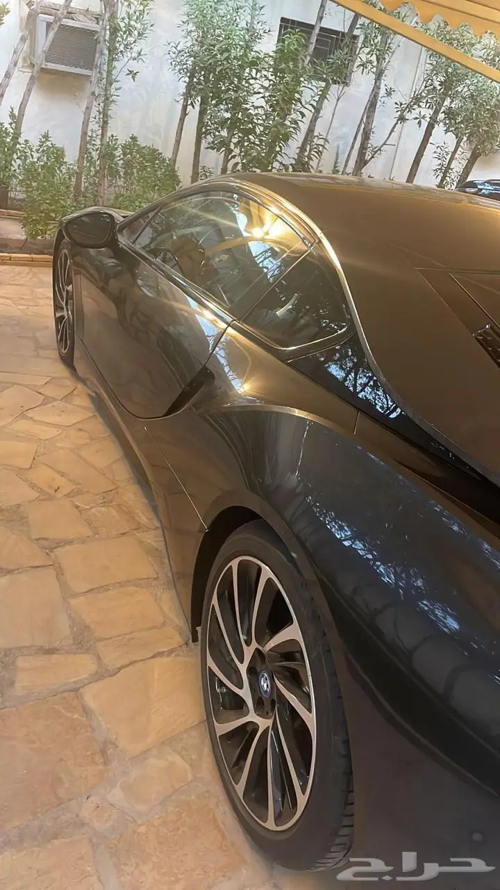 بي ام دبليو i8 7