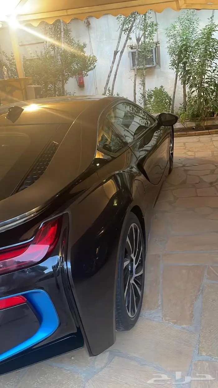 بي ام دبليو i8 6