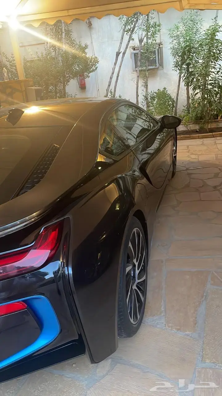 بي ام دبليو i8 6