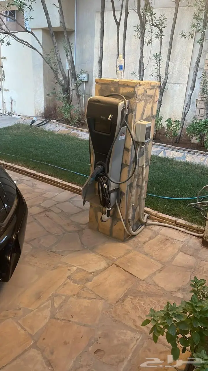بي ام دبليو i8 4