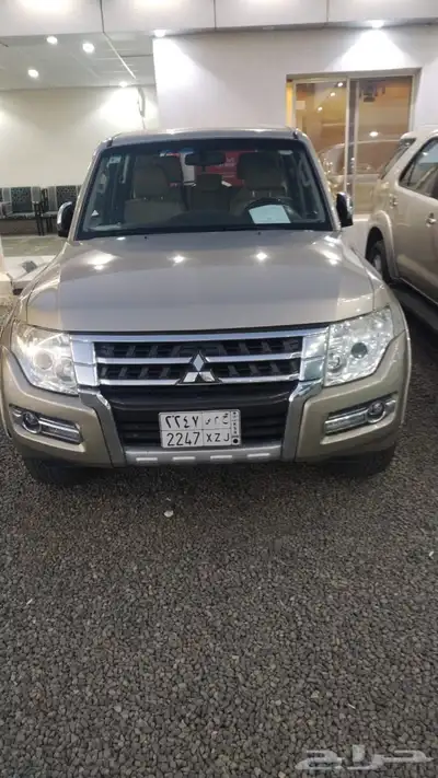 للبيع باجيرو 2015 0