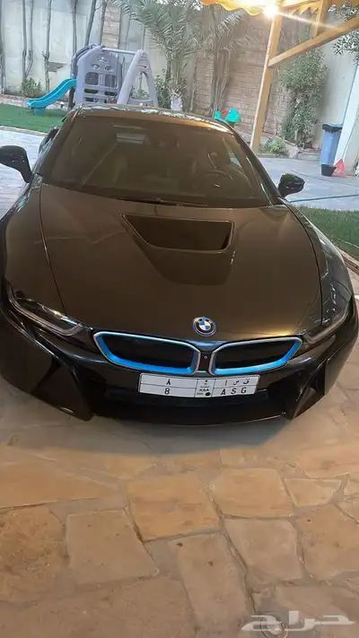 بي ام i8 index
