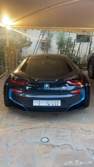 بي ام i8 index