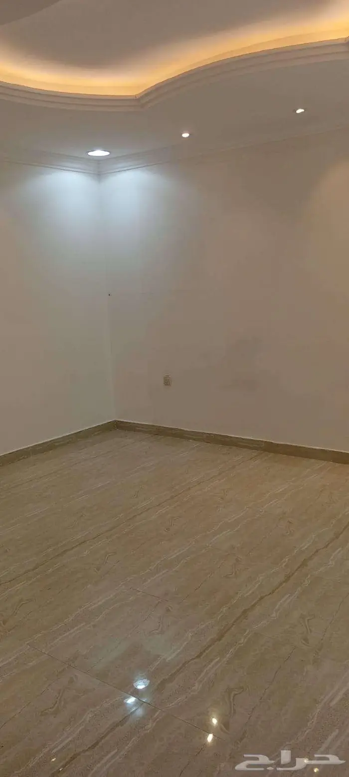 شقه عزاب للايجار بطويق شارع خديجة 4