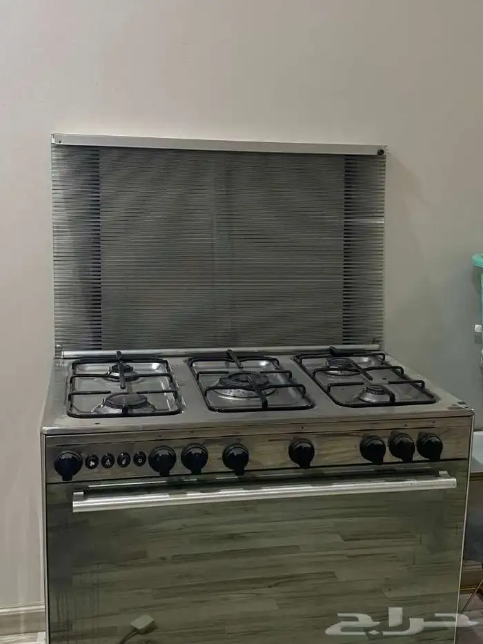 فرن خمس عيون 0