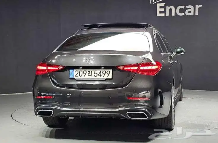 مرسيدس C300 2022 3