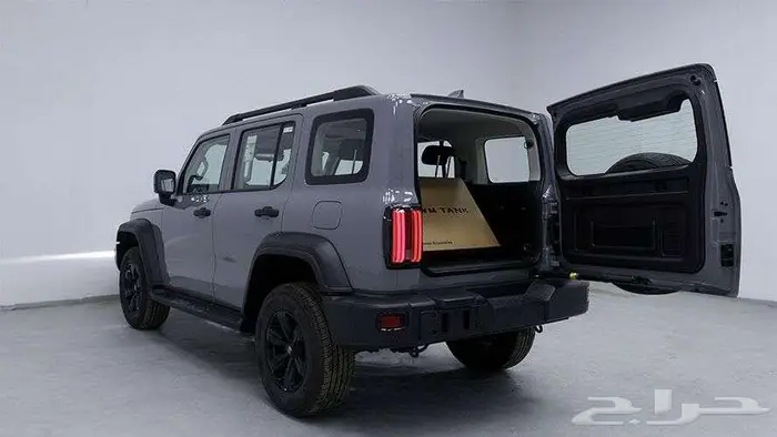 تانك 300 فل كامل دفع رباعي موديل2025 4