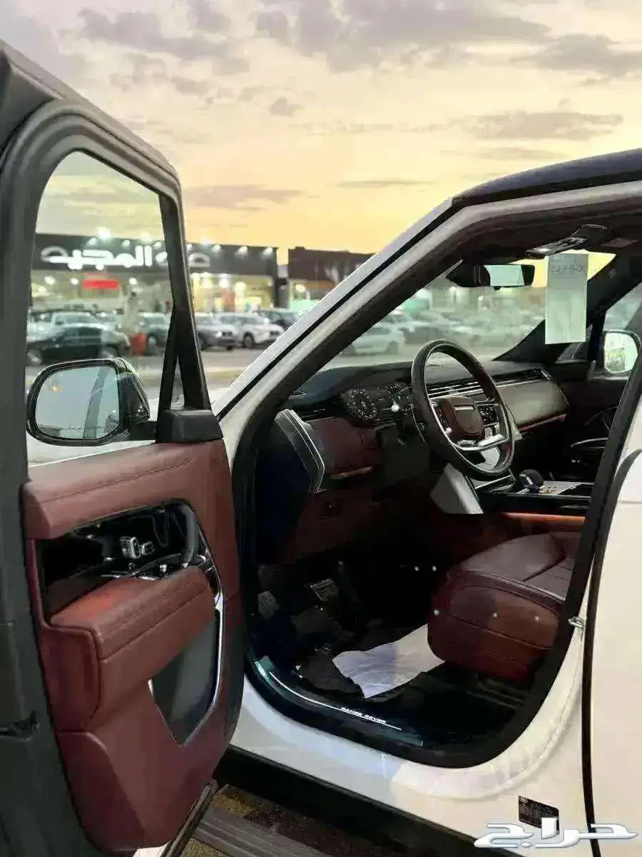 رنج روفر HSE 2024 6