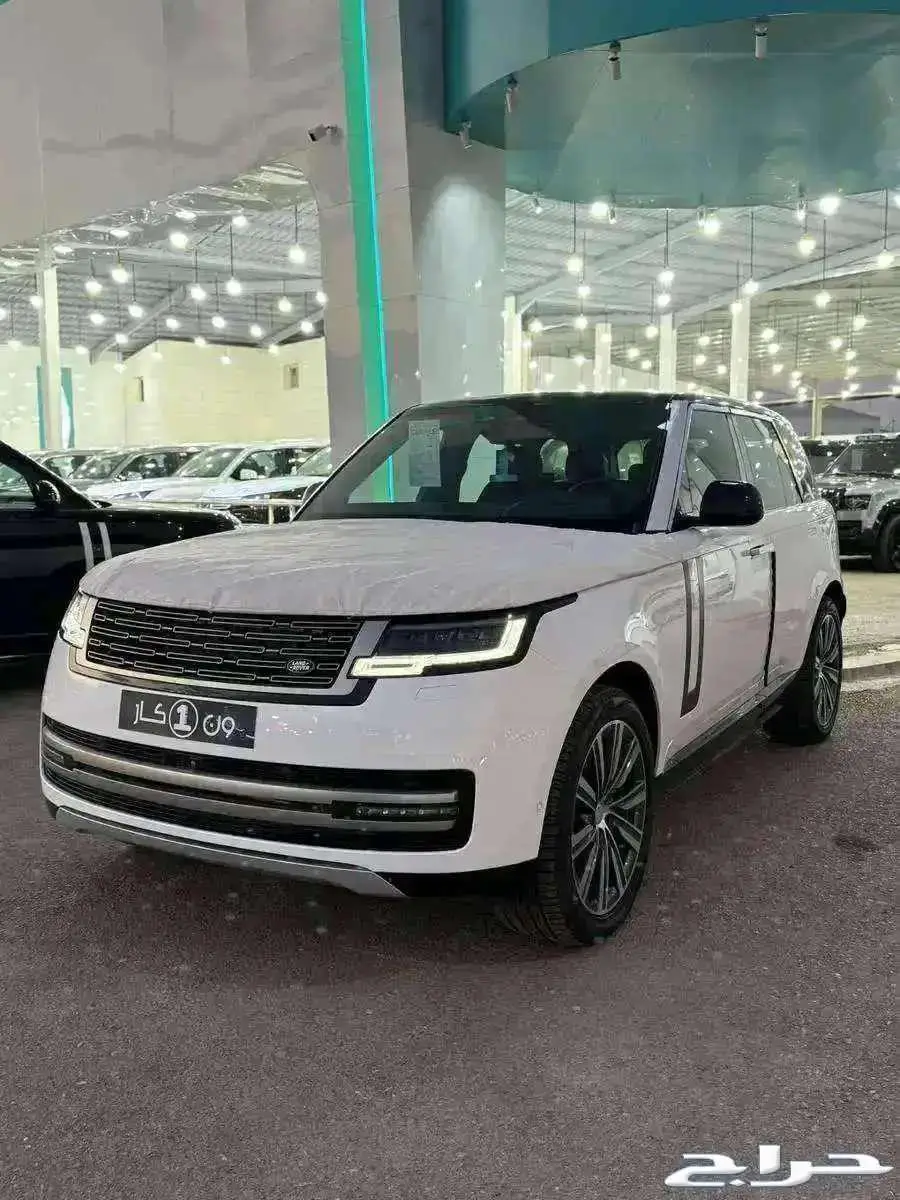 رنج روفر HSE 2024 1