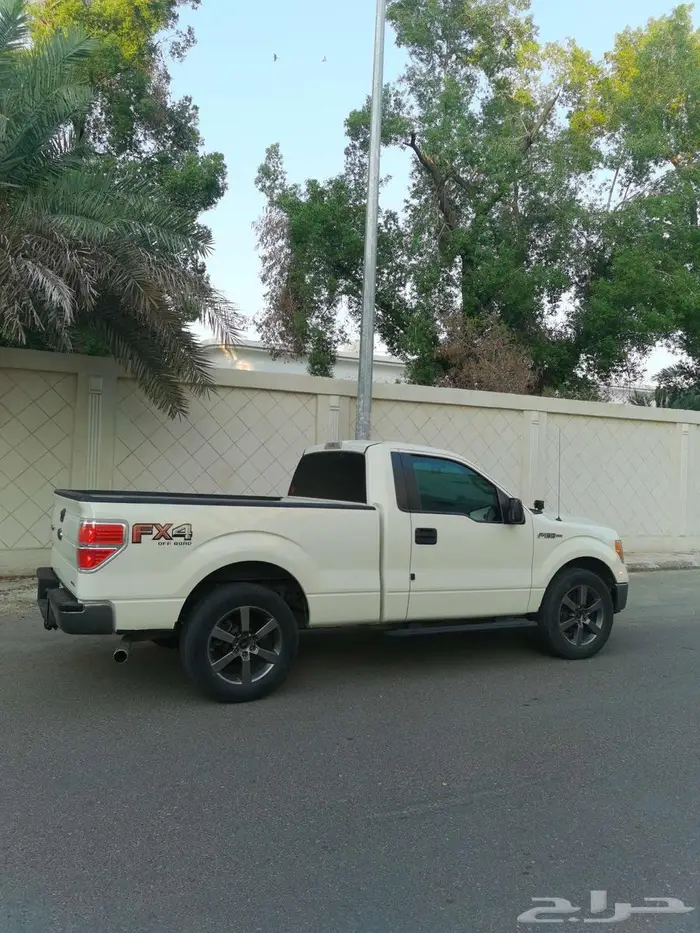 F150 بدون دبل 8 سرندر الحد 33 موديل 2013 مرشوش كامل نظافه 2