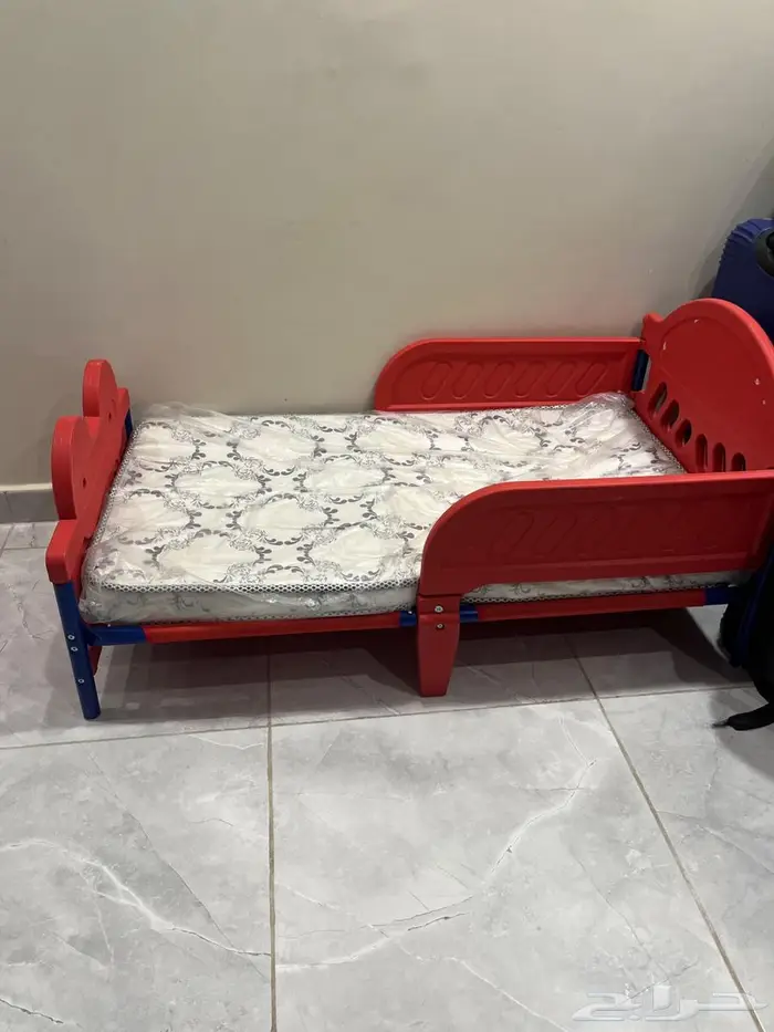 سرير اطفال للبيع 0