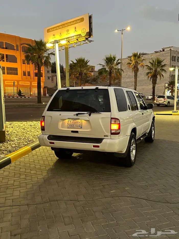 نيسان باثفندر موديل 2000 0