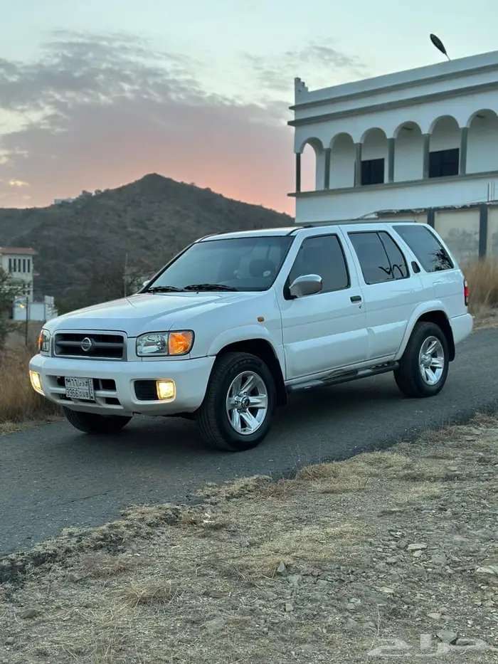 نيسان باثفندر موديل 2000 1
