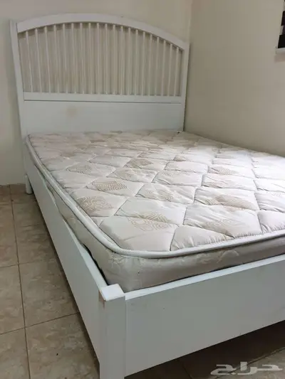 سرير 250 ريال 0