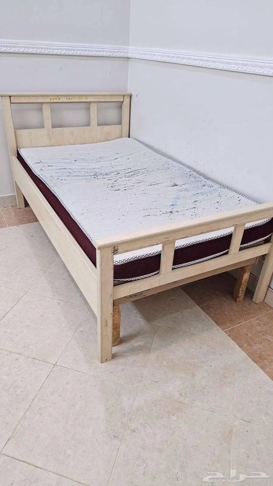 سرير مفرد 0