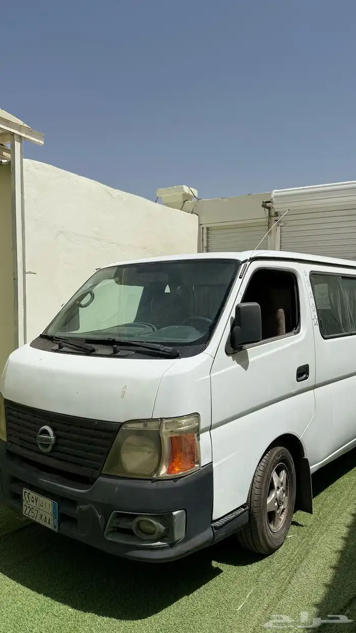 باص نيسان اورفان ديزل 5
