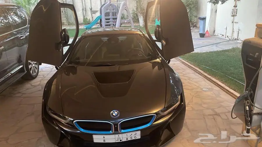بي ام دبليو i8 9