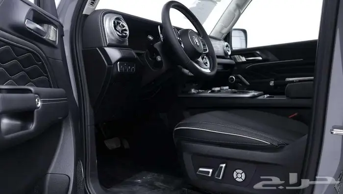 تانك 300 فل كامل دفع رباعي موديل2025 7