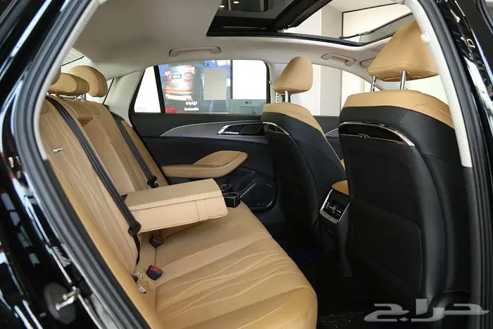 فخامة متجددة مع هونشي اوسادو فلاق شيب 2025 6