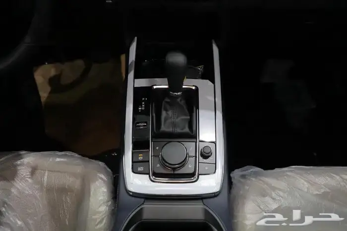 مازدا CX30 نص فل فتحة سقف اربعة سلندر موديل 2025 16