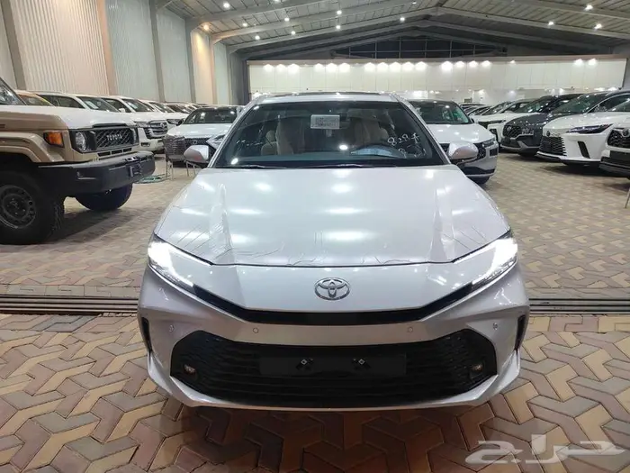 تويوتا كامري LE بنزين 2025 سعودي 0