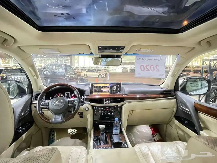 لكزس 2020 LX570 سبورت 8
