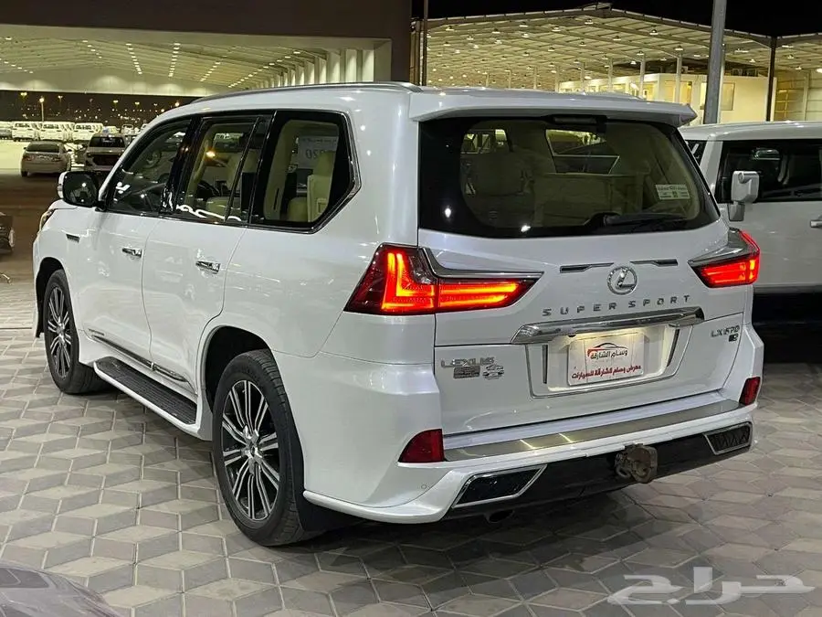 لكزس 2020 LX570 سبورت 3