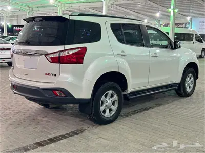 ايسوزو ام يو اكس 2020 عداد 162 الف كم 3