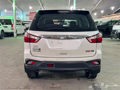 ايسوزو ام يو اكس 2020 عداد 162 الف كم 4