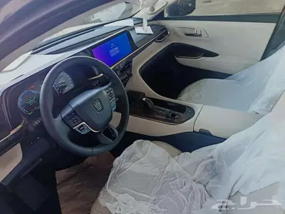تويوتا كراون 2.5 بريميوم 2026 م 6