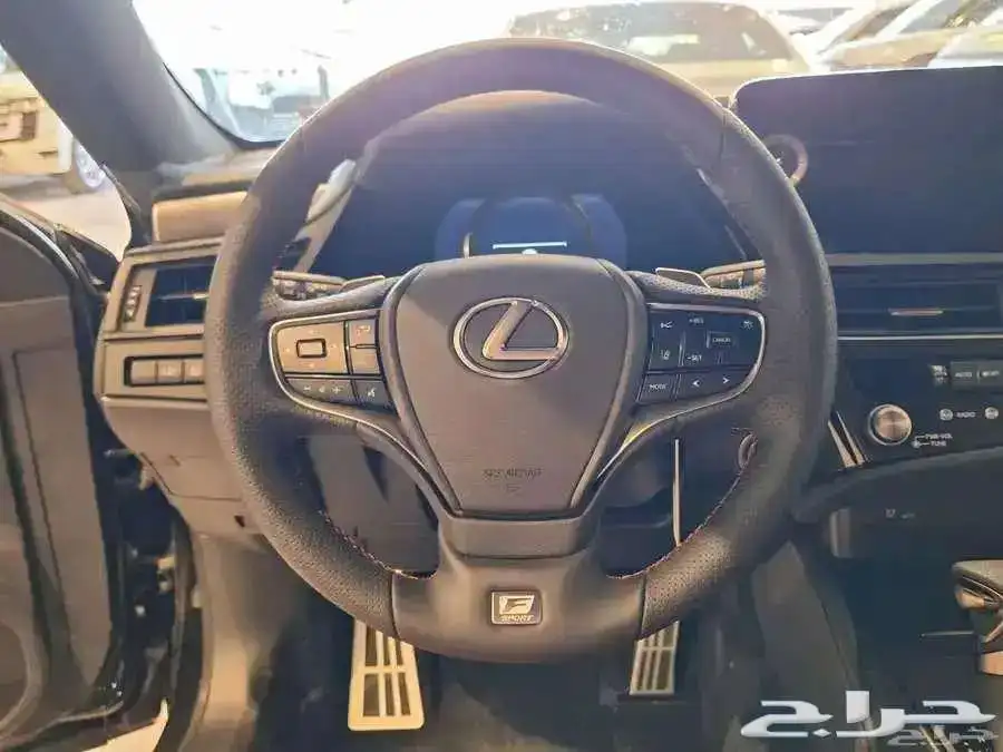 لكزس ES350 (FF) سبورت موديل 2025 7