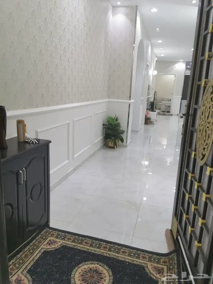 شقة فاخرة مؤثثة للتأجير اليومي 9
