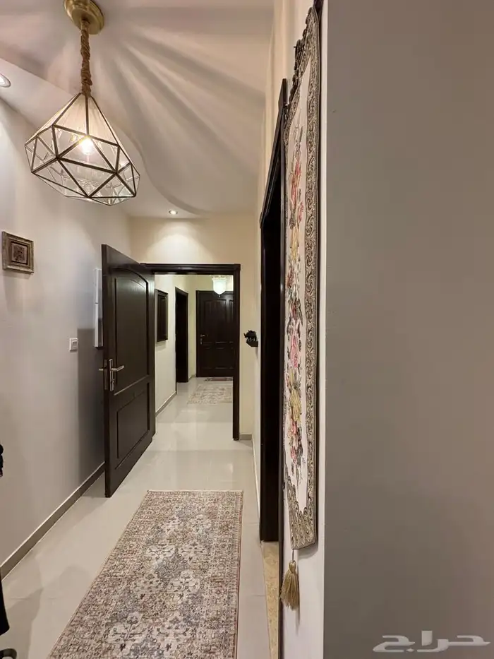 فيلا مستخدمة للبيع - بحي الياقوت 3