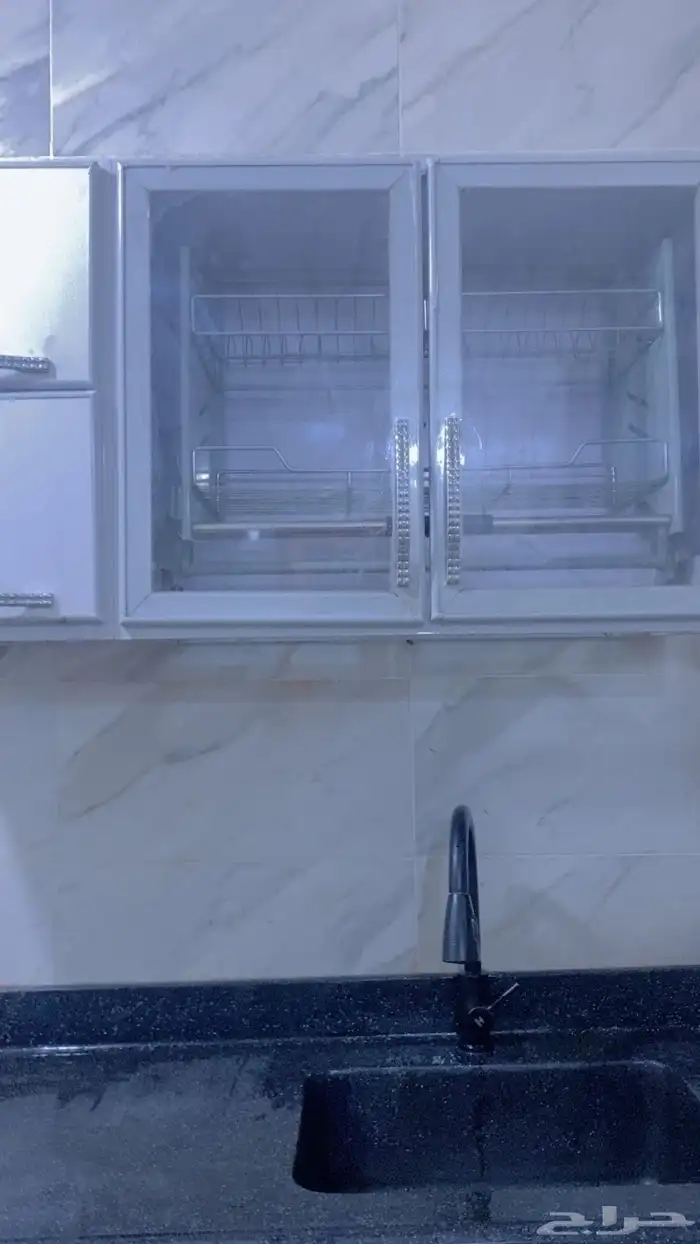 دولاب مطبخ نظيف 0
