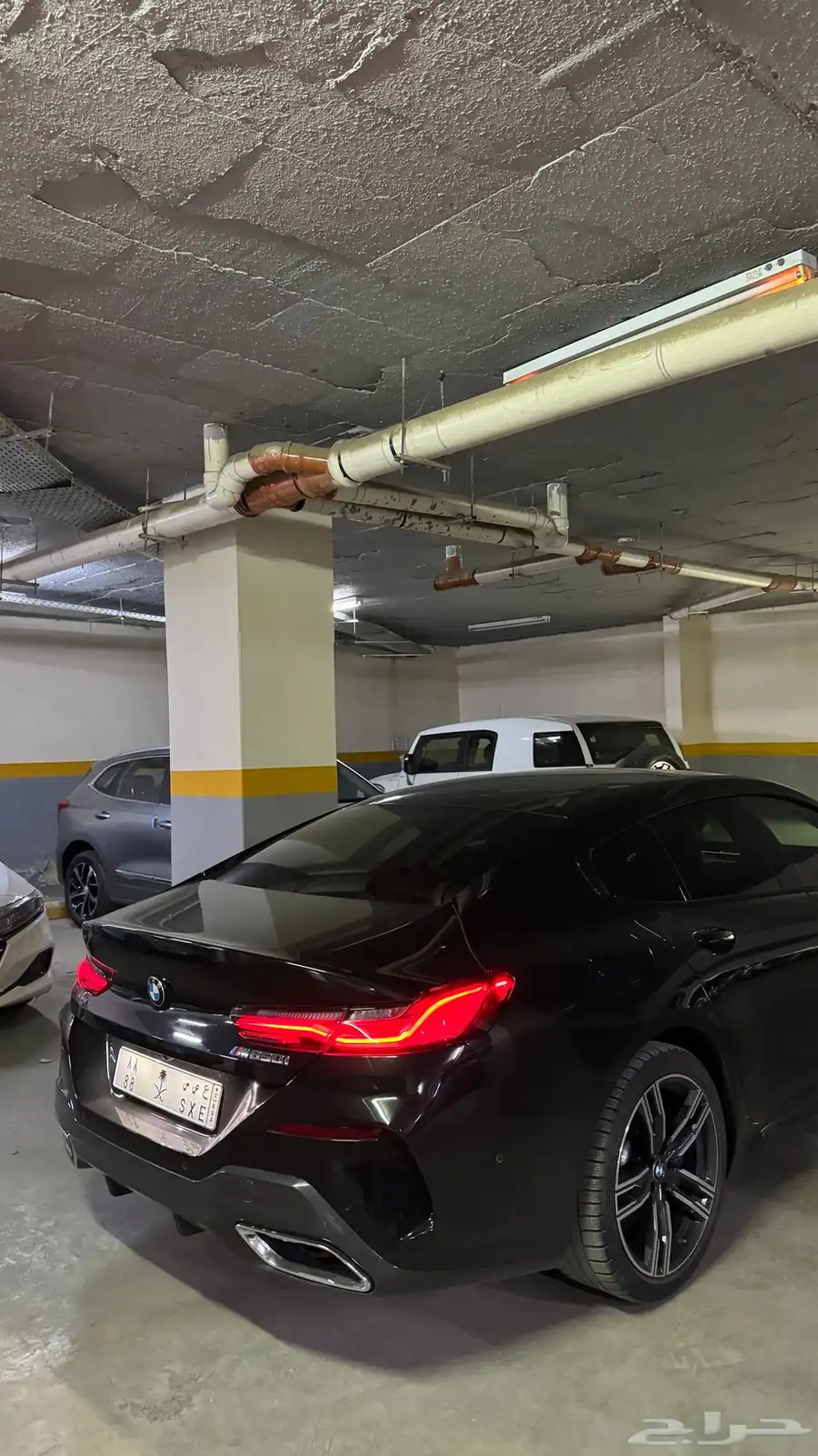 BMW M850i 2023 - الفئه الثامنه ممشى قليل 9
