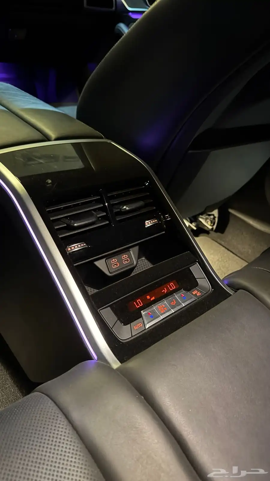 BMW M850i 2023 - الفئه الثامنه ممشى قليل 16