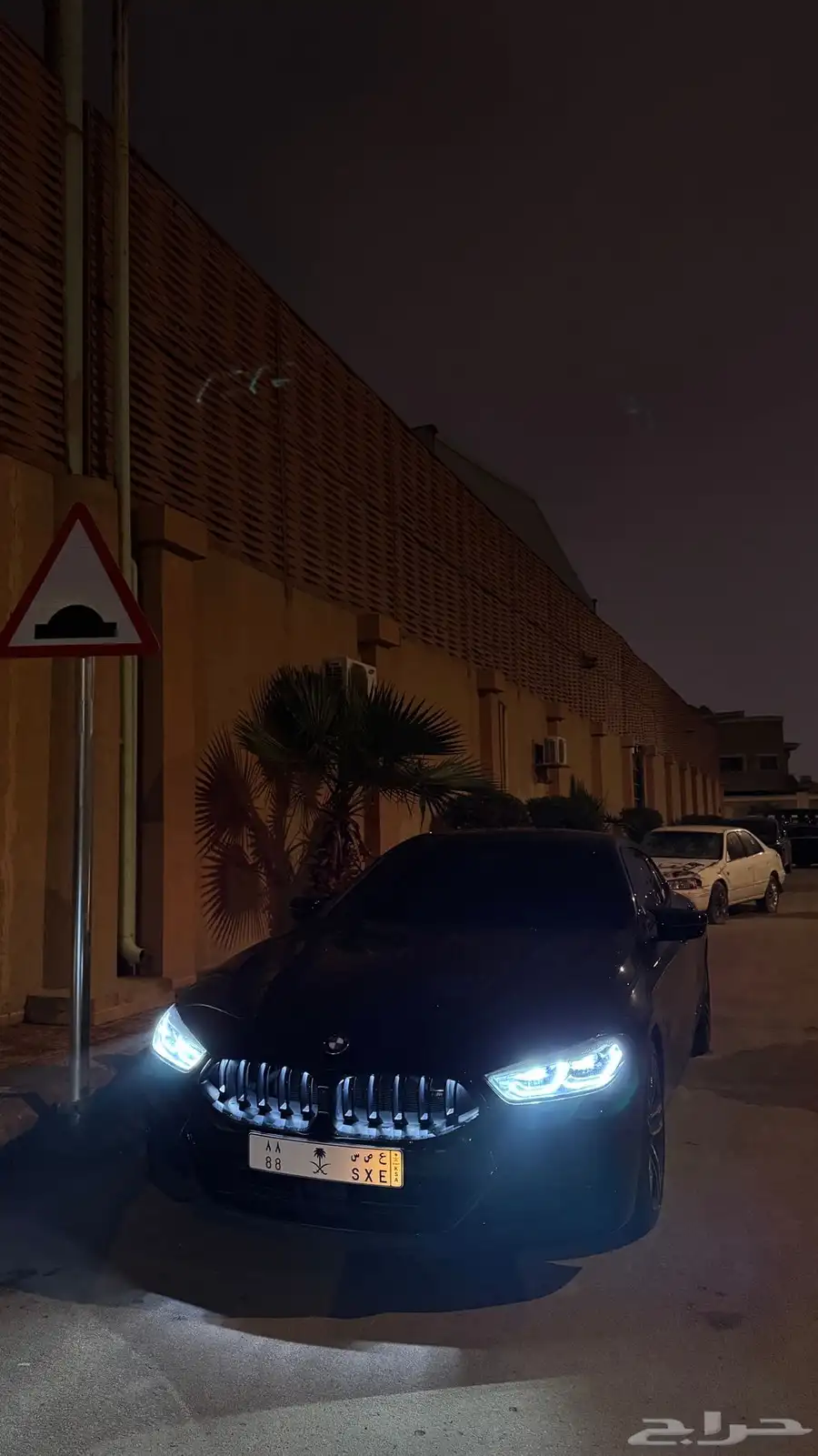 BMW M850i 2023 - الفئه الثامنه ممشى قليل 2