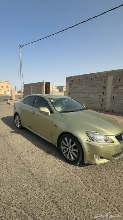 لكز 2007 Is300 للبيع خاليه من الصدم ومحركاتها على الشرط 2