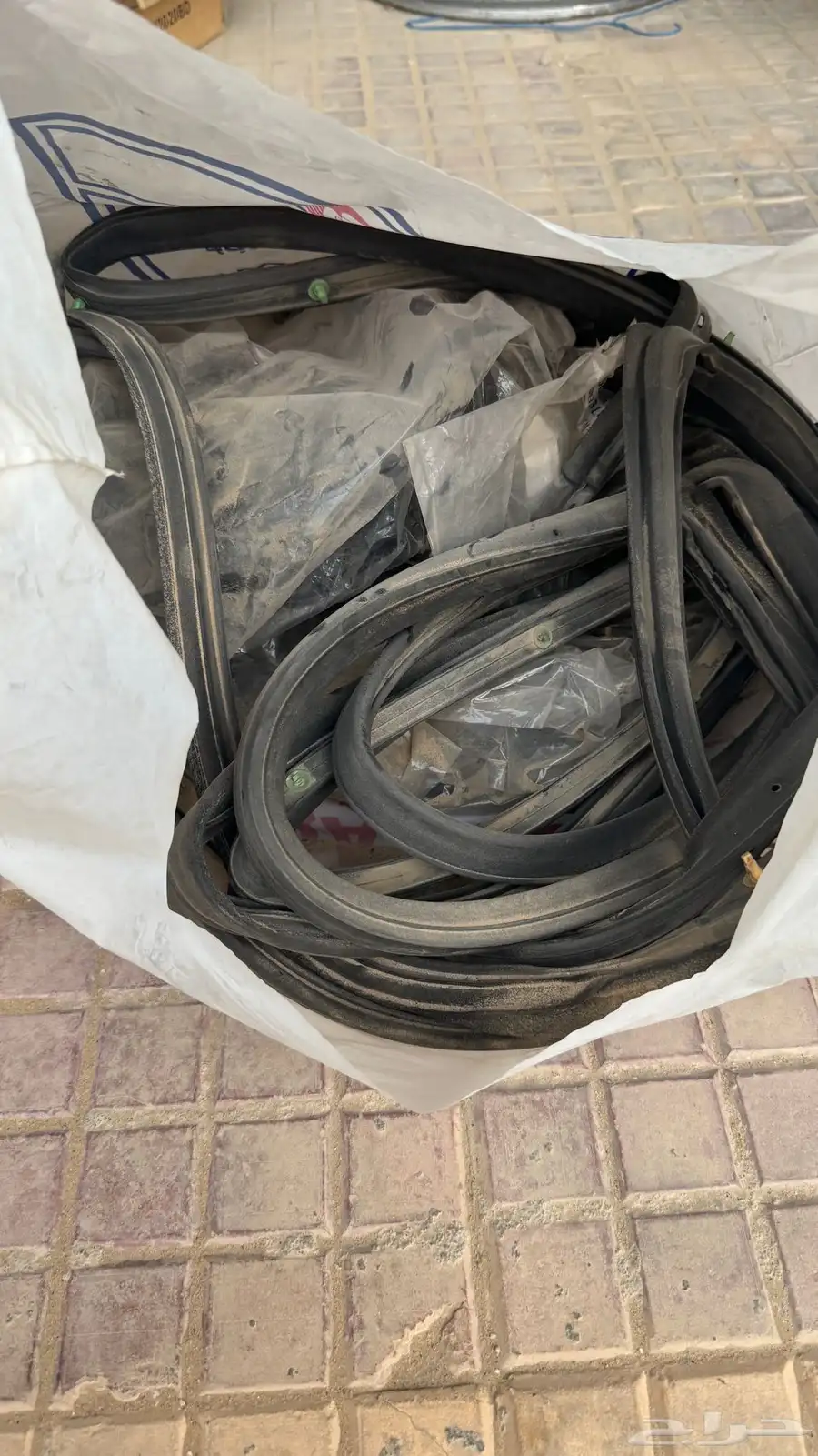 لاندكروزر قطع 1
