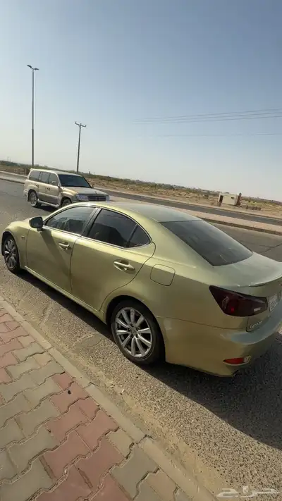 لكز 2007 Is300 للبيع خاليه من الصدم ومحركاتها على الشرط 1