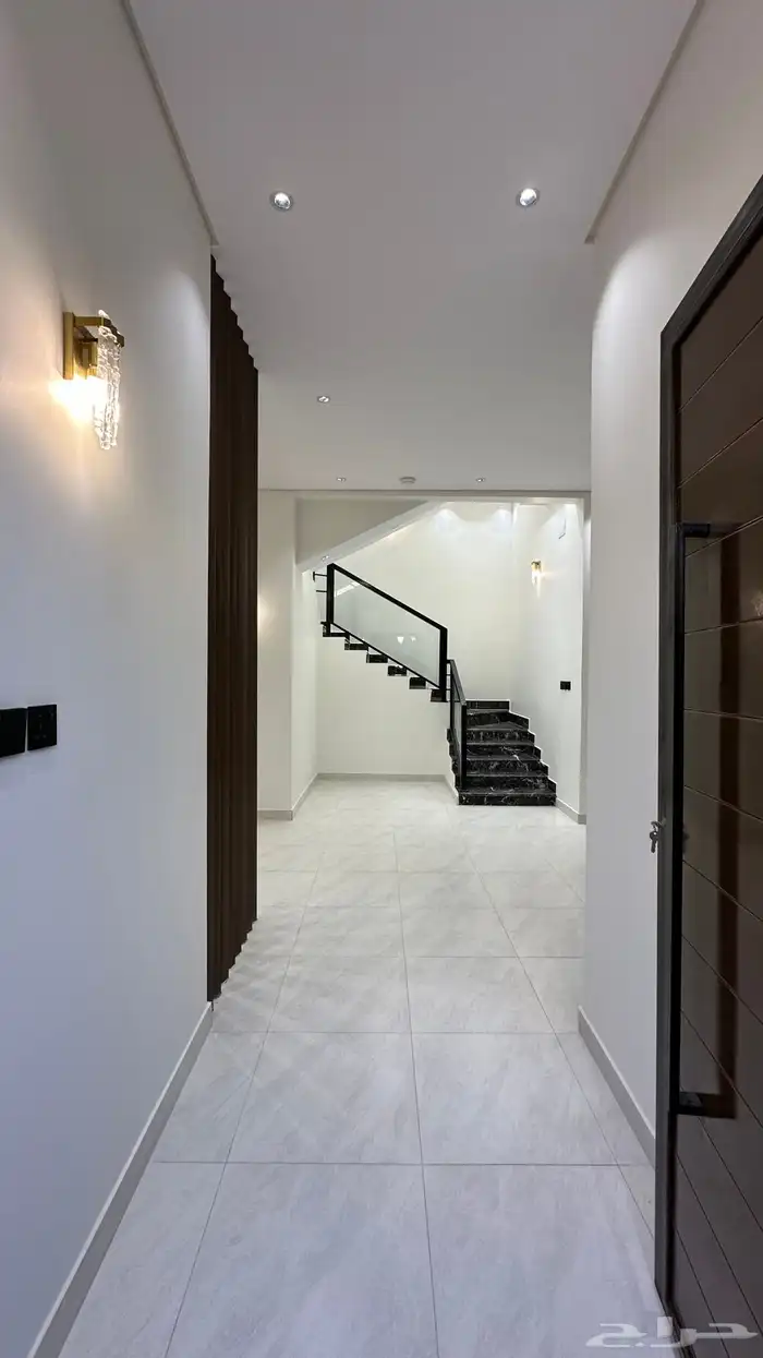 للبيع ارواف ارضيه وعلويه ابها دره المحاله 10